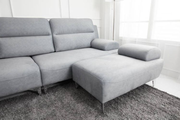 Advantage of a chaise sectional