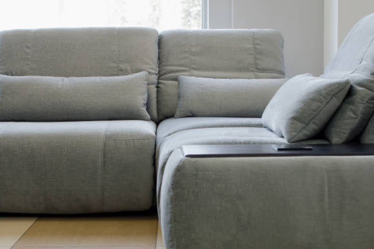 What is a chaise sectional sofa or couch